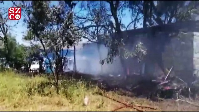 Sezon hazırlığı yapan su sporları merkezi alev alev yandı