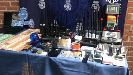 Material robado por siete personas con el método del butrón