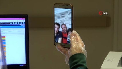 Korona Virüs Tedavisi Gören Hemşire, Alkışlarla Tekrar Görevine Başladı