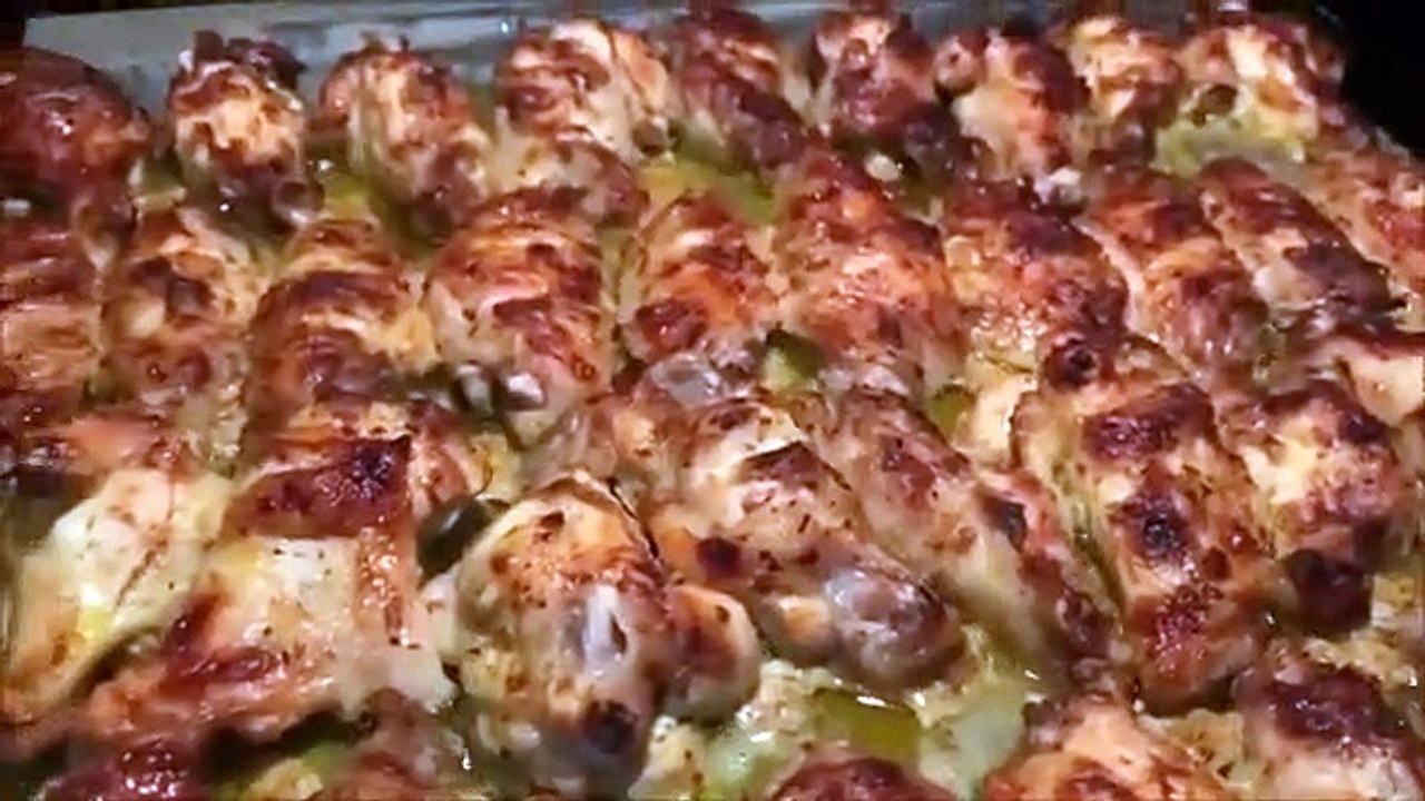 FIRINDA ENFES SOSLU TAVUK TARİFİ