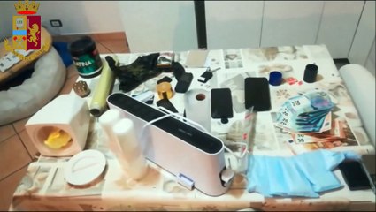 Cascinette d'Ivrea (TO) - Polizia chiude market della droga, 2 arresti (09.05.20)