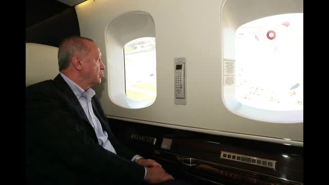 Cumhurbaşkanı Erdoğan, Yassıada üzerinden Atatürk Havalimanı'na geldi.