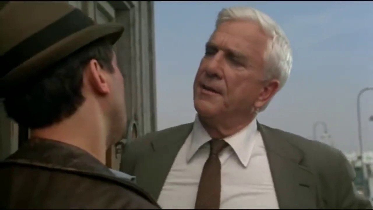 Leslie Nielsen pistola desnuda/agarralo como puedas