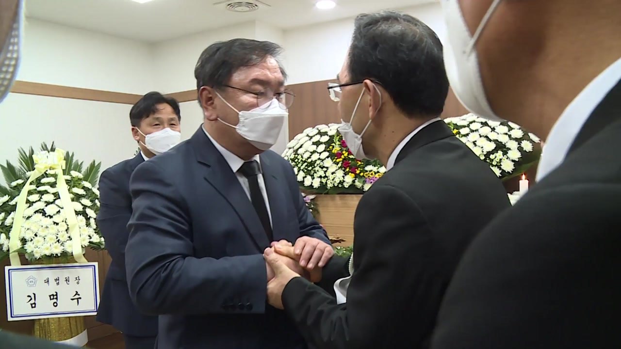 여야 원내대표 첫 만남..."20대 국회 법안 처리 공감" / YTN