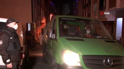 Kayınpederi ve kayınvalidesini öldüren damat onları derin dondurucuda saklamış