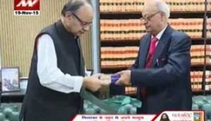 7th Pay Commission proposes 23.55% hike in salaries