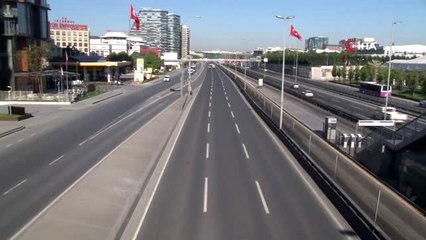 Kısıtlamanın ilk gününde sağlık çalışanları yine yollara düştü