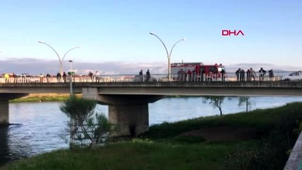 SAMSUN Köprüde helallik istediği görüntü çekti, ardından nehre atladı