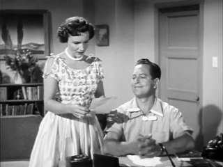 Life With Elizabeth :Mamas Birthday/Floor Varnishing/Singing Lesson (Comedy)