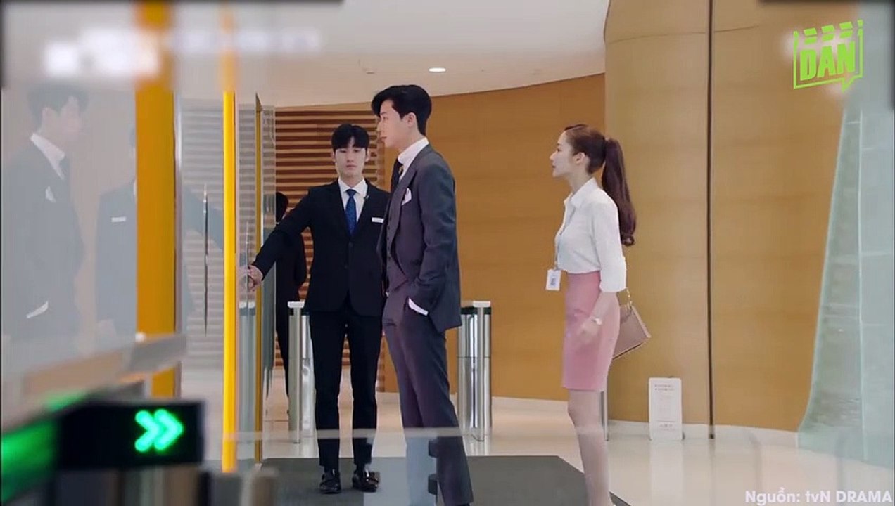 nặng, ghen tuông lồng lộn khi thấy thư ký Kim đi cùng anh trai