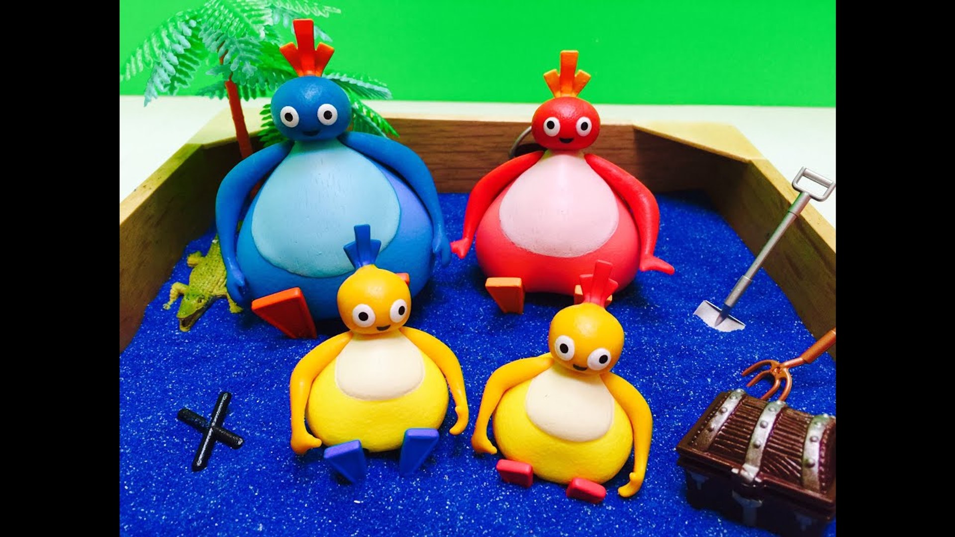 twirlywoos big red boat activity toy