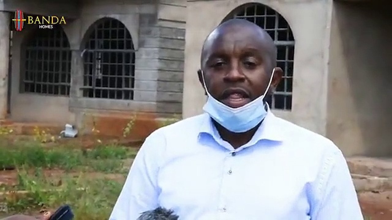 Frustrated Investors Confront Banda Homes Director