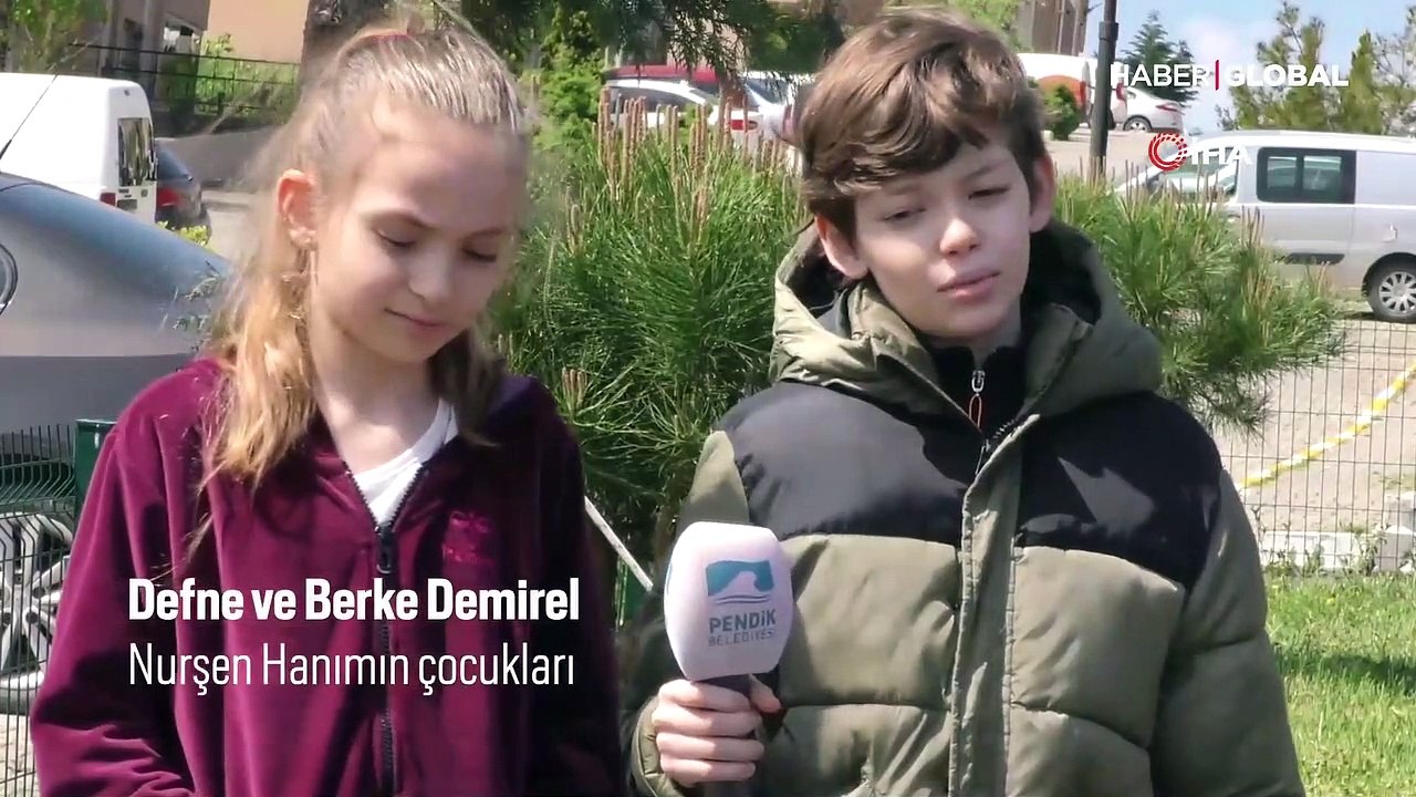 Sağlık çalışanı annelere sürpriz anneler günü kutlaması