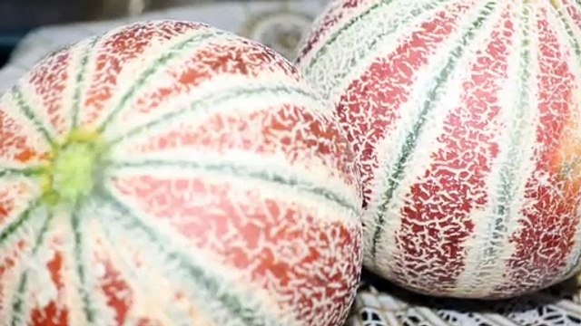 Muskmelon Peeling & Cutting I Kharbuja Cutting I Fruit Cutting I How to Cut Melon