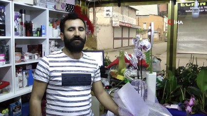 Suriye sınırında Anneler Günü çiçekçilerin yüzünü güldürdü