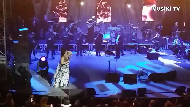 SİBEL CAN - Padişah (Konser/Canlı) @Rumeli Hisarı