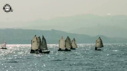 Altay'dan Anneler Günü için videolu kutlama