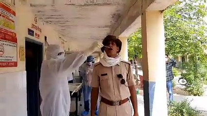 फ्रंटलाइन वर्कर्स का रेंडम सैम्पलिंग टेस्ट