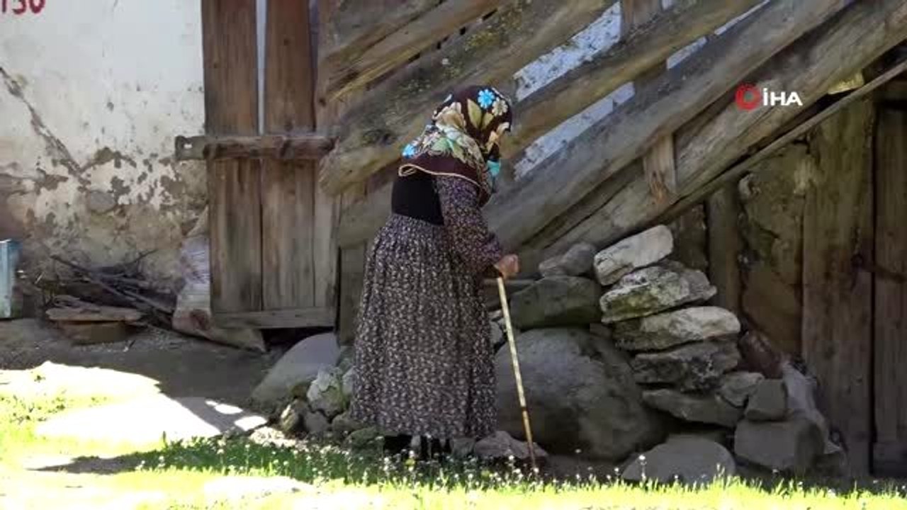 108 yaşında en anlamlı Anneler Günü kutlaması İçişleri Bakanı Süleyman Soylu ve torununun...