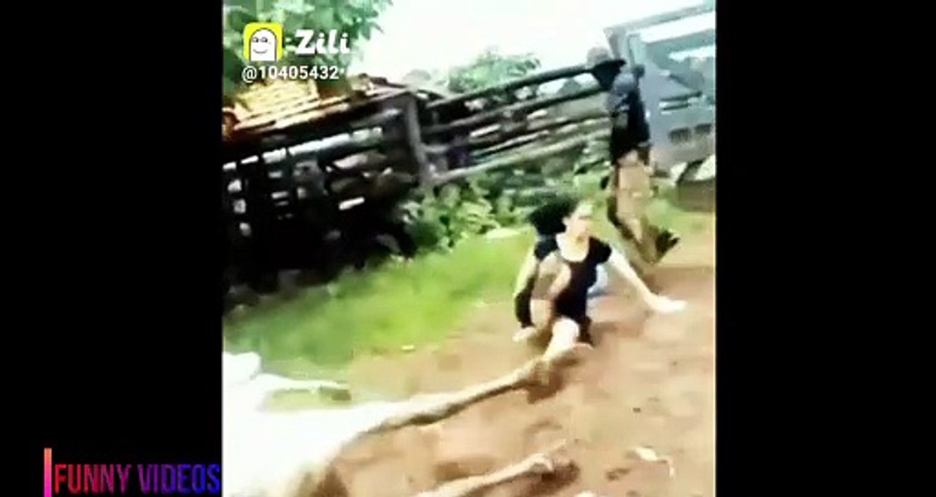 best of funny vidos New Funny Videos 2020 People doing stupid things is videos kaka band