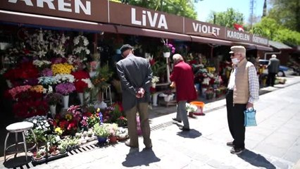 Anneler Günü çiçekçilerin yüzünü güldürdü