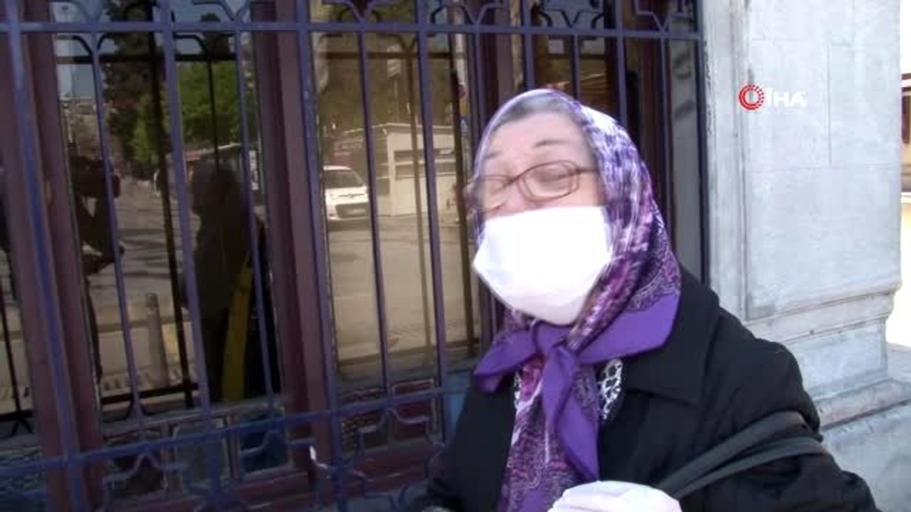 Yaşlı amcanın vapur ısrarı gülümsetti: "Vapurlar çalışmıyor, Üsküdar'da işim vardı"