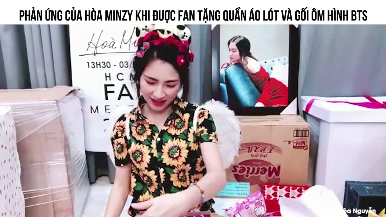 Phản ứng của Hòa Minzy khi được fan tặng quần áo lót và gối ôm hình BTS