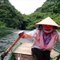 Hình ảnh người lái đò bằng chân tại Việt Nam lên báo nước ngoài