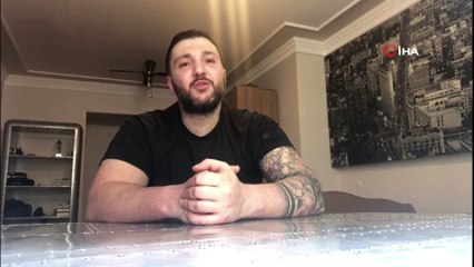 Tülin Şahin'den dijital defile