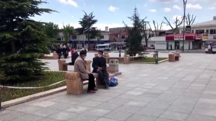 65 yaş ve üzeri vatandaşlar uzun bir aradan sonra sokağa çıktı