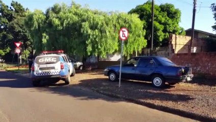 Carro é abandonado, aberto na Região do Brasília e Guarda Municipal é mobilizada