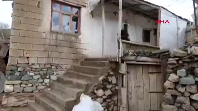 Van'da 100 yaş üstü annelere 'Anneler Günü' hediyesi