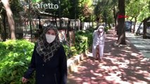 Manisa'da sokaklar ve parklar 65 yaş ve üzeri kişilerle doldu