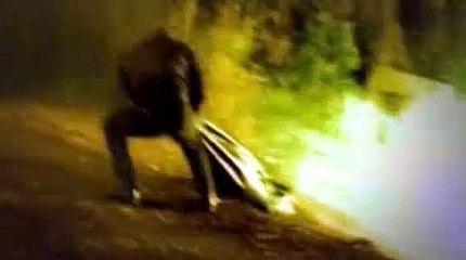 Roswell S02E13 - Disturbing Behavior