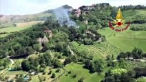 Borgo Tossignano (BO) - Incendio boschivo minaccia le abitazioni -1- (09.05.20)