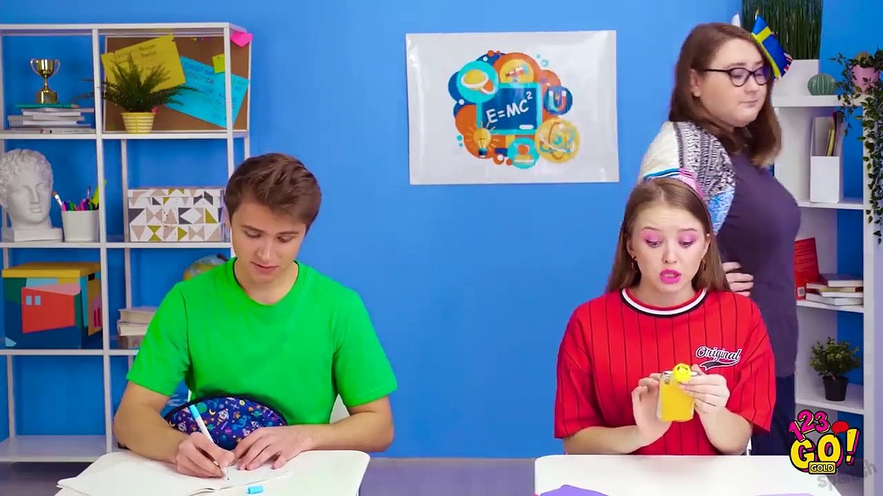 BROMAS Y TRUCOS ESCOLARES GENIALES -- Trucos divertidos para la escuela por 123 GO! GOLD Spanish