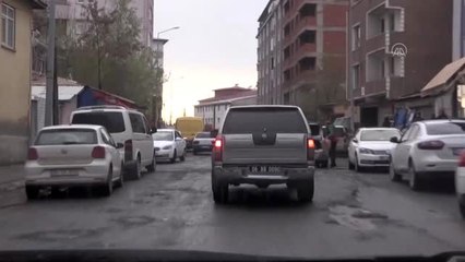 Türk Kızılay yeni doğum yapan annelere "Sevgi Bohçası" ile sürpriz yaptı