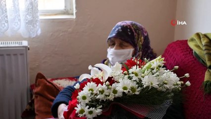 Vali Gürel, asırlık Zöhre ninenin anneler gününü unutmadı