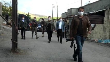 Vali Pehlivan 100 yaş üstü anneleri ziyaret etti