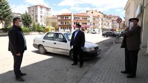 Çubuk Belediye Başkanı Demirbaş, yaşlıları yalnız bırakmadı