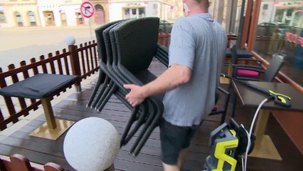 Σημάδια ύφεσης της πανδημίας σε Γαλλία και Ιταλία