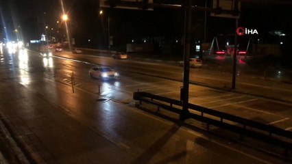 Yasağın sona ermesiyle sokaklar hareketlendi, trafik başladı