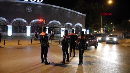 İZMİR Sokağa çıkma kısıtlaması sonrası yaş kontrolü