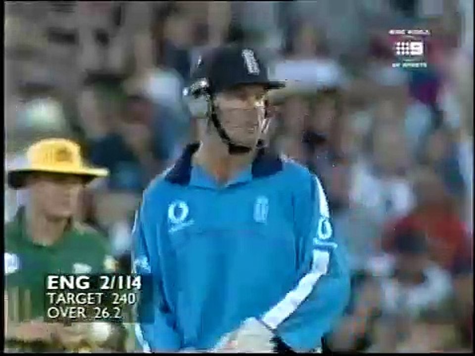 Graeme  Hick 109 vs Australia