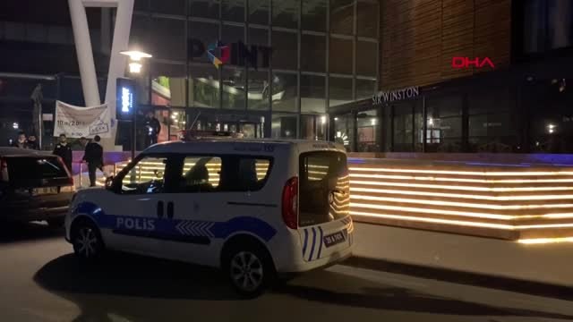 Alışveriş merkezine pompalı tüfekle saldırı