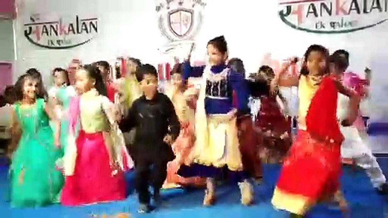 Holi mein ude re gulal Annual function2020 in St. Paul's Berai__ lalganj st pauls school