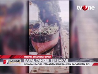Kapal Tanker Terbakar di Pelabuhan Belawan