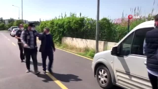 Adana'da ruhsatsız silah operasyonu: 19 ruhsatsız silah ele geçirildi, 3 kişi de gözaltına alındı