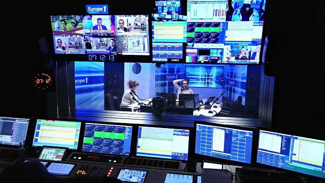 Crise politique : Emmanuel Macron risque de perdre la majorité absolue à l'Assemblée nationale