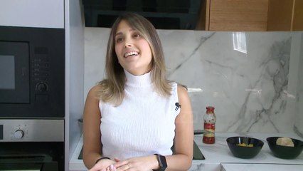 Një italiane e bllokuar në Tiranë / Gatuan makarona për të fejuarin, zbulon pasionin për kuzhinën